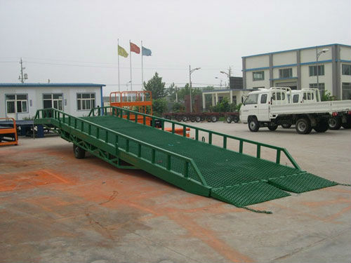 Mobile Hydraulic Yard Ramps