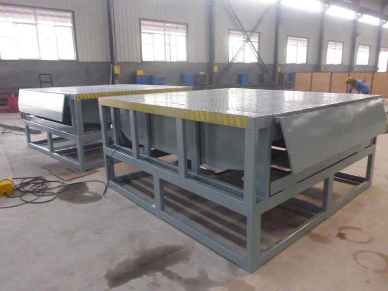 Hydraulic Dock Leveler